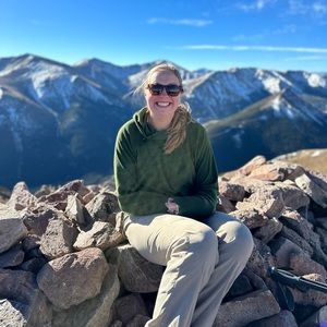 Meet your Posher, Andrea